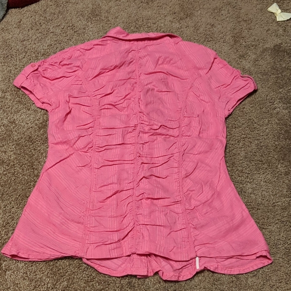 Vintage Styled Button Up Shirt - Picture 9 of 9